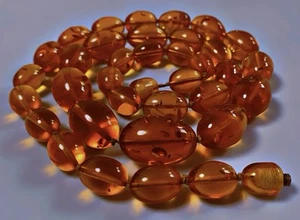 COLLIER AMBRE VINTAGE NATURAL AMBER OLIVE BEAD NECKLACE - Imagen 1 de 9
