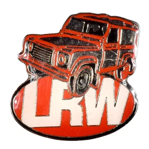 Vintage Land Rover Car 'Land Rover Weekly' Magazine Enamel Pin Brooch Badge - Picture 1 of 2