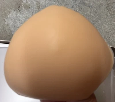 Amoena Essential 3S 363 Size 9 Mastectomy Prosthesis Breast Form - Image 1 of 2