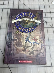 Ulysses Moore #1: The Door to Time - Picture 1 of 6