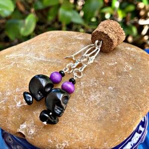Skull black & purple Halloween earrings handmade - Picture 1 of 12