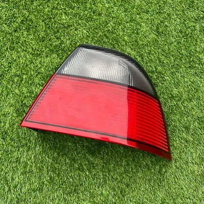 Used Genuine SAAB OG 9-5 98-01MY Saloon Right Rear Outer Tail Lamp 4560629 - Image 1 of 2