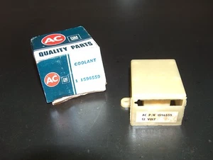 Chevy GM 1973-74 NOS AC Delco conjunto indicador de relé de pérdida de bajo refrigerante conjunto - Imagen 1 de 6