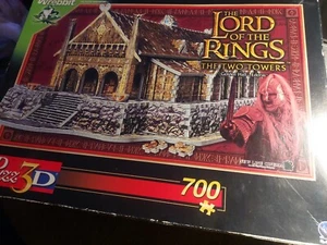PUZZLE 3D LORD OF THE RINGS TWO TOWERS WREBBIT GOLDEN HALL EDORAS COMPLETE 700 - Picture 1 of 8