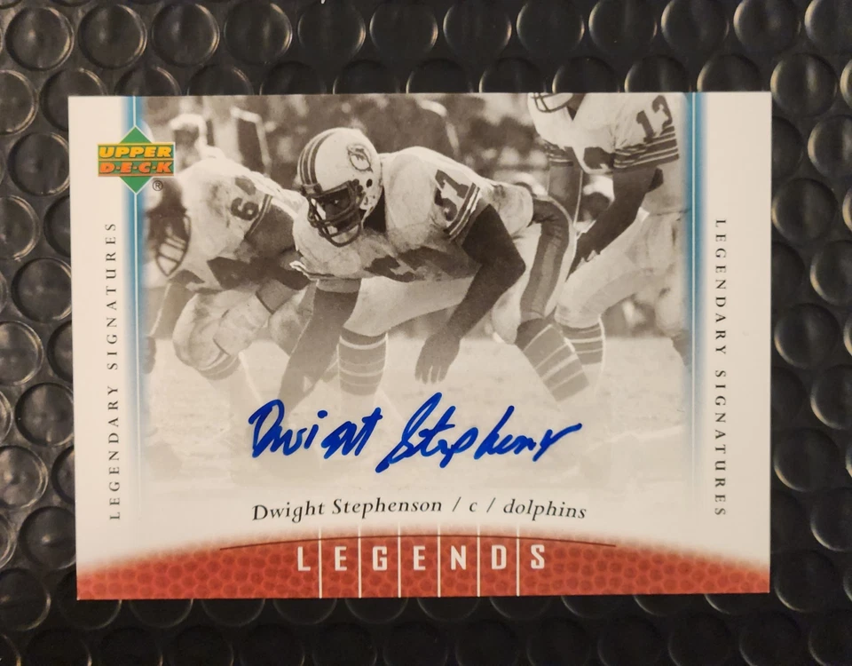 2006 UD Legends - Dwight Stephenson #50 Legendary Signatures (AU) Dolphins  - Image 1 of 1