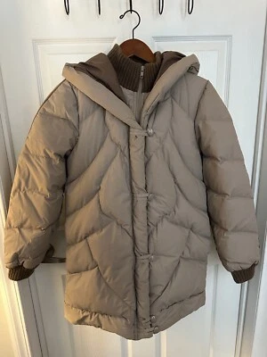 Windsor Bay Vintage Coat Womens Small Down & Feather Puffer With Hood - Image 1 of 4