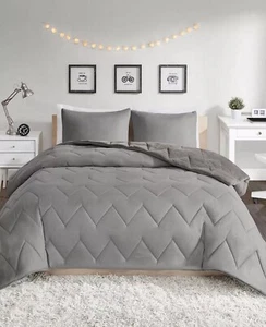 INTELLIGENT DESIGN Kai Chevron Plush to Microfiber 3-Pc. Comforter Set King Grey - Picture 1 of 4