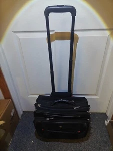 Victorinox Swiss Army 18” Wheeled Carry On Rolling Luggage W/ Laptop Compartment - Picture 1 of 22