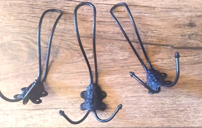 3pc Lot Old Primitive Cast Iron Hangers Coat Hat Hooks, Vintage Iron Towel Hooks - Image 1 of 4