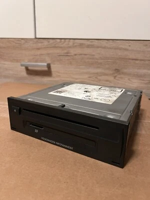 CD-Player Infotainment Multimedia Laufwerk SD-Slot VW GOLF AM1 AN1 3Q0035819A - Bild 1 von 4