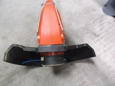 Homelite UT41113 13 in. 4 Amp Straight Electric String Trimmer al20032d151059 - Image 1 of 4