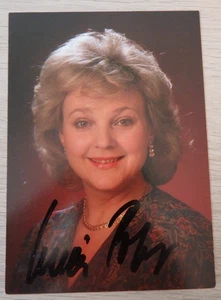 Autogramm der slowakischen Opernsängerin Lucia Popp (123458) - Picture 1 of 3