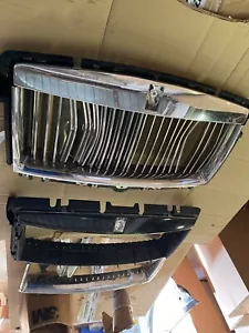 Rolls Royce GHOST WRAITH FRONT RADIATOR GRILL GENUINE P/N 2015 YEAR - Picture 1 of 12