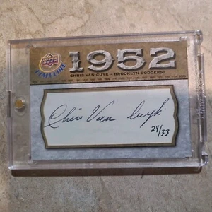 2008 Upperdeck Timline Chris Van Cuyk Auto 24/33! - Picture 1 of 2