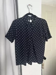 NWT Boohoo Women Top Size Medium Black Polka Dot Short Sleeve Blouse - Picture 1 of 20