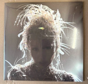 Miley Cyrus - Something Beautiful - SIGNED Exclusive Vinyl Sea Blue - Picture 1 of 2
