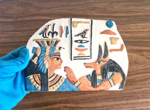 Queen Nefertari embraced by God Anubis Wall Scene- Rare Tomb Art - Picture 1 of 7
