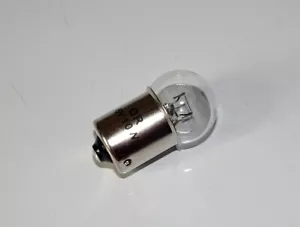 *** UNE LAMPE POUR VISIONNEUSE SUPER8/8MM - 6 VOLTS / 10 WATTS BA15S NEUVE *** - Bild 1 von 1