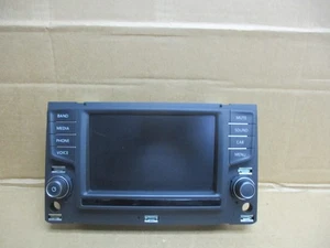 16 17 2016 2017 Volkswagen Golf Radio Information Screen Display Dash 3g0919605h - Picture 1 of 4