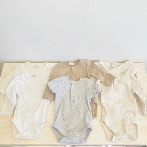 Baby Size 000 One-piece Romper Unisex 0-3 Months Neutral Short X6 Items Bundle - Imagen 1 de 7