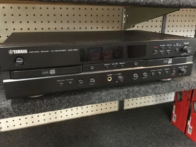 Yamaha CDR-D651 Dual CD Player Recorder Excellent Working Condition - Image 1 of 4