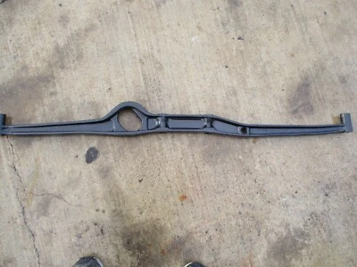 USADO Porsche 914 1973-1976 suporte de motor suporte de barra transversal suporte 914-375-161-04 - Imagem 1 de 4