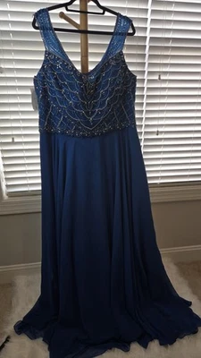 Vestido de fiesta Dave & Johnny adornado con cuentas talla 21/22 nuevo con defectos Foto 1 de 4