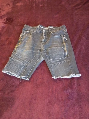 Shorts Versace V19-69 Italia Abbigliamento Sportivo SRL Milano Masculino 32 Preto - Imagem 1 de 4