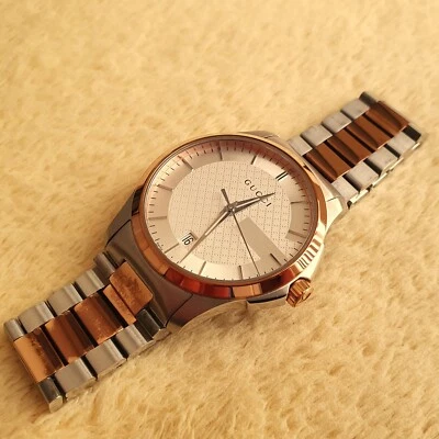 Reloj Hombre Gucci 126.4 Chapado en Oro Rosa 18K y Acero Inoxidable Dos Tonos (a232) Foto 1 de 4