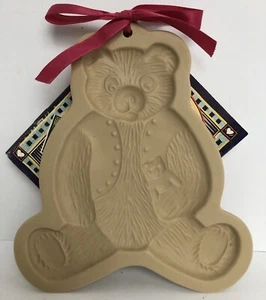 Vintage braune Tasche Plätzchen Kunst Backform Teddybär 1984 mit Rezeptbuch - Bild 1 von 5