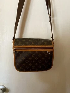 Louis Vuitton Bosphore PM crossbody - Picture 1 of 12