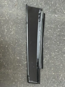 2013 -19 Cadillac XTS OEM Left Rear B Pillar sash/moulding - Picture 1 of 2