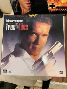 True Lies Laser Disc Video Movie Arnold Schwarzenegger LD LASERDISC - Picture 1 of 2