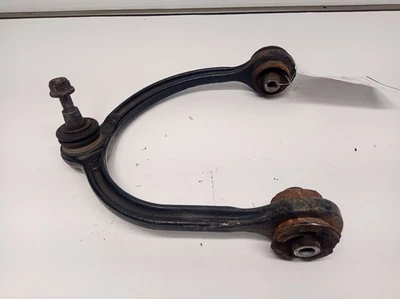 Brazo de control superior izquierdo conductor delantero de Chrysler 300 11391930 2016 Foto 1 de 4