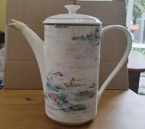 Cafetera y tapa Mikasa Monet 8 3/4" 6 tazas - Imagen 1 de 9