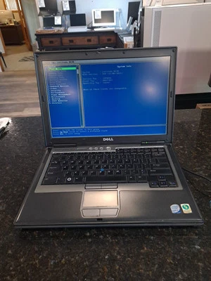 Dell Latitude D630 Core 2 Duo 2.20GHz 2GB RAM 14.0" No HDD No Charger - Image 1 of 4