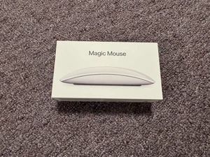 Apple Magic Mouse USB-C Multi-Touch 2024 White with USB C Cable - Picture 1 of 3