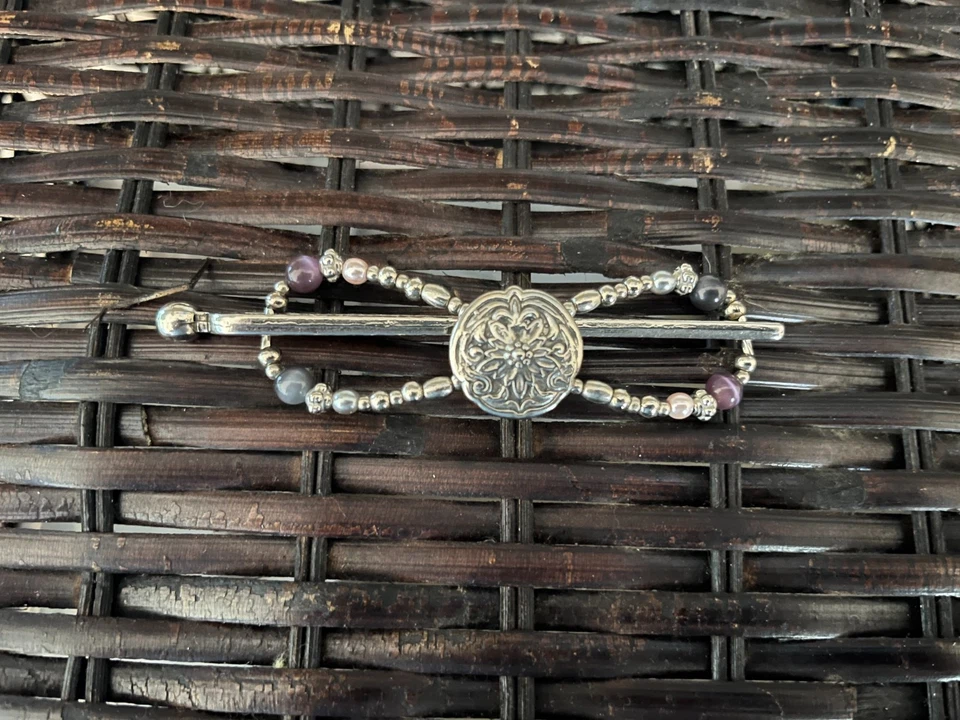 LILLA ROSE FLEXICLIP - Patrón plateado con cuentas moradas #1250 - Tamaño: mediano Foto 1 de 1