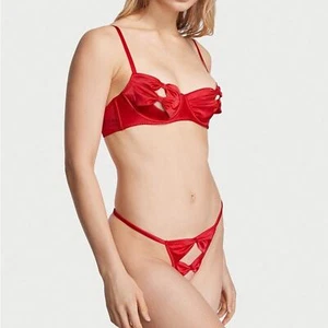 NEU MIT ETIKETT VICTORIA’S SECRET WICKED PEEKABOO SCHALENSCHLEIFE BALCONETTE BH & TANGA SET - Bild 1 von 5