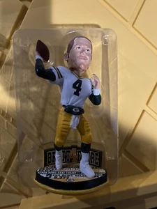 Brett Favre Green Bay Packers Career Stats Bobblehead NFL - Picture 1 of 2
