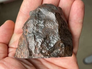 231 GRAMS METEORITE UNCLASSIFIED NWA CHONDRITE WITH REGMAGLYPTS & POLISHED FACE - Picture 1 of 4