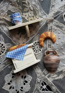 lot miniatures pour vitrine ou maison de poupée - Photo 1/2