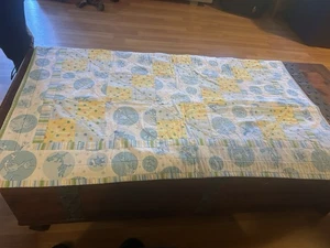 Touch Of Comfort Downy Dr Seuss Quilt! 41x35! White Blue And Yellow! - Picture 1 of 4