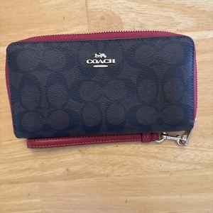 Coach brown logo clutch Red trim 8 inch 5.5 inch red strap - Picture 1 of 10