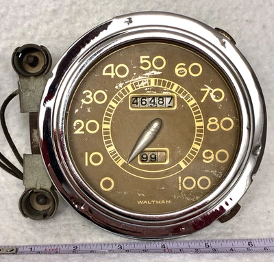 ORIGINAL WALTHAM WATCH CO. SPEEDOMETER,39-?FORD SEDAN COUPE TUDOR VICTORIA BEZEL - Image 1 of 4