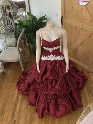 Justin Alexander Deep Red/Burgandy Silk Bridal Wedding Gown Dress Size 16 - Image 1 of 4