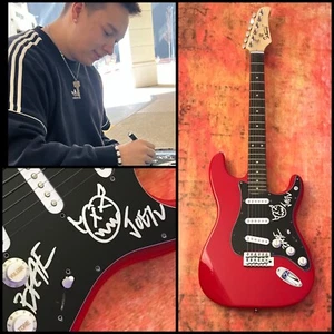 GFA Punk Tactics x2 Duo * JOEY VALENCE & BRAE * signierte E-Gitarre COA - Bild 1 von 7