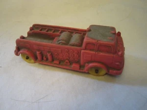 Vintage Auburn Toy Co #614 Rubber Red Fire Engine Truck - Picture 1 of 4