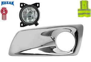Chrome Plastic Fog Bezel and Fog Light Lamp Left Driver Side Kenworth T660 - Bild 1 von 9