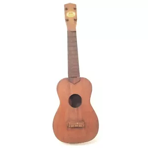 Ukelele Regal Caoba Antiguo Instrumento Musical Chicago De Colección - Imagen 1 de 10